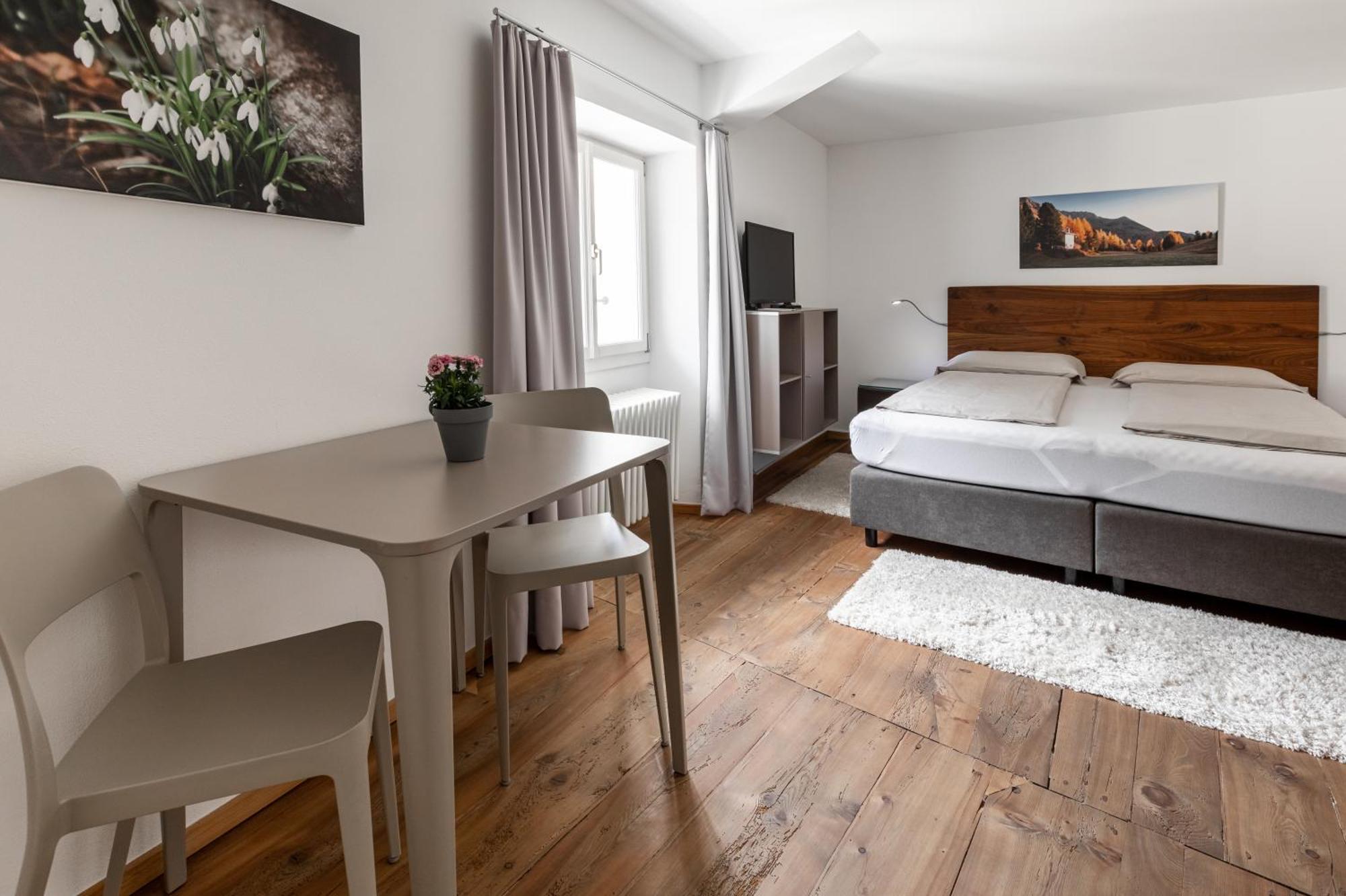Ca' Del Borgo, Rooms & Suites Poschiavo Kültér fotó